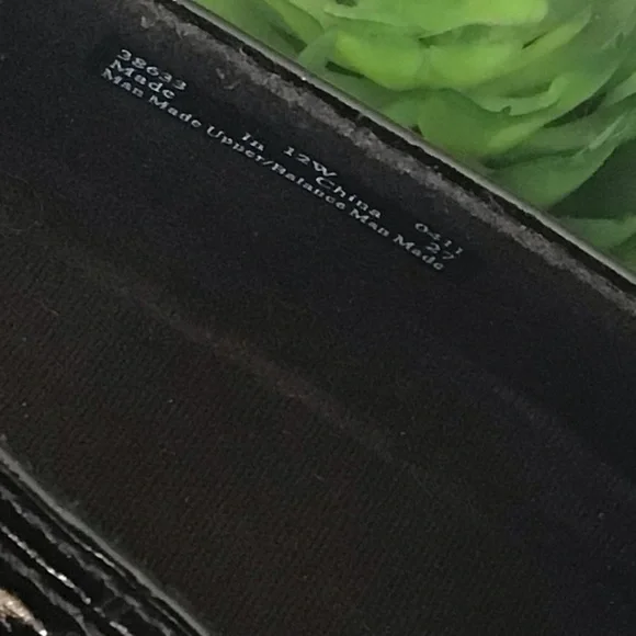 Black Clarks Clogs Shoes - Picture 8 of 8